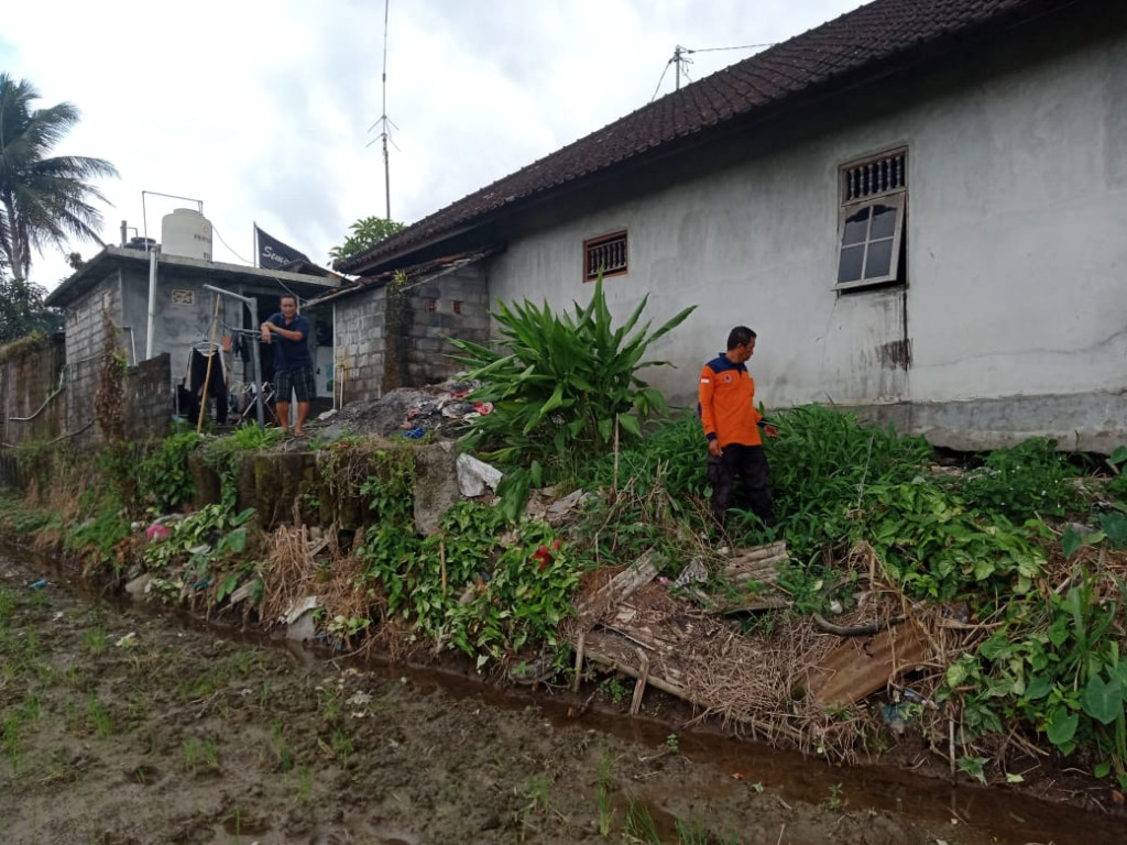 Senderan Jebol di Jalan Raya Penarungan, Banjar Blumbang, Desa Penarungan, Kecamatan Mengwi Tanggal 02 Juni 2023